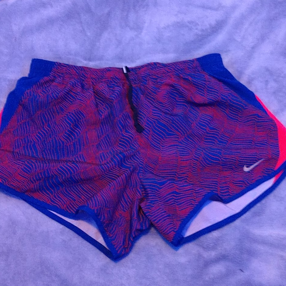 Athletic shorts